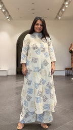 Mahuva Ajrakh Cotton Hand Block Kurta Set- Ivory