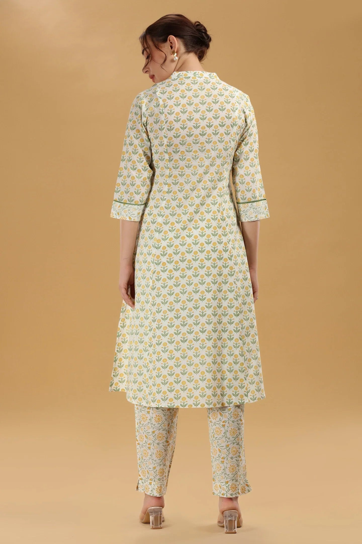 Cream & Green Jaipuri Cotton Printed A Line Kurta Pant Co ord Set