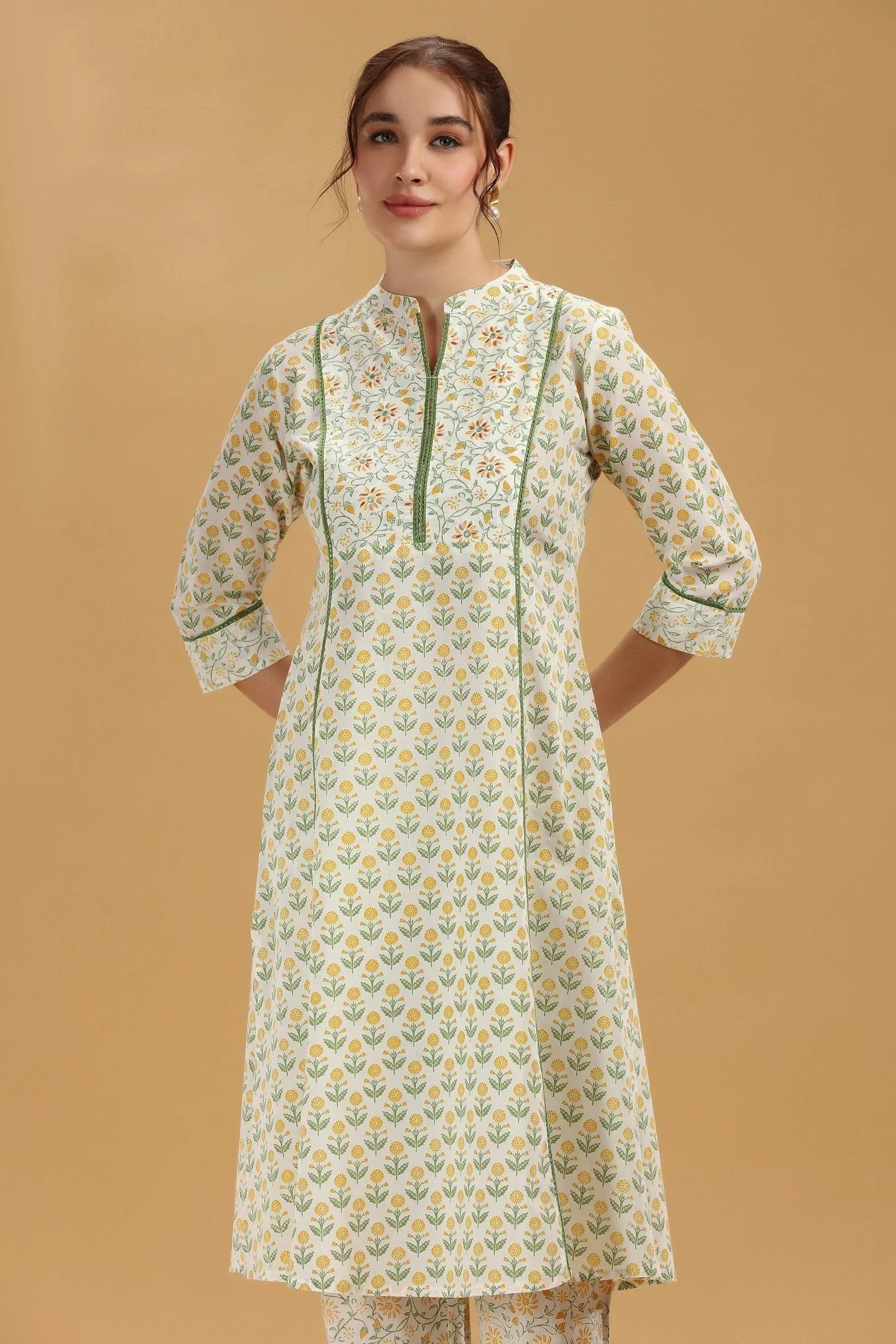Cream & Green Jaipuri Cotton Printed A Line Kurta Pant Co ord Set
