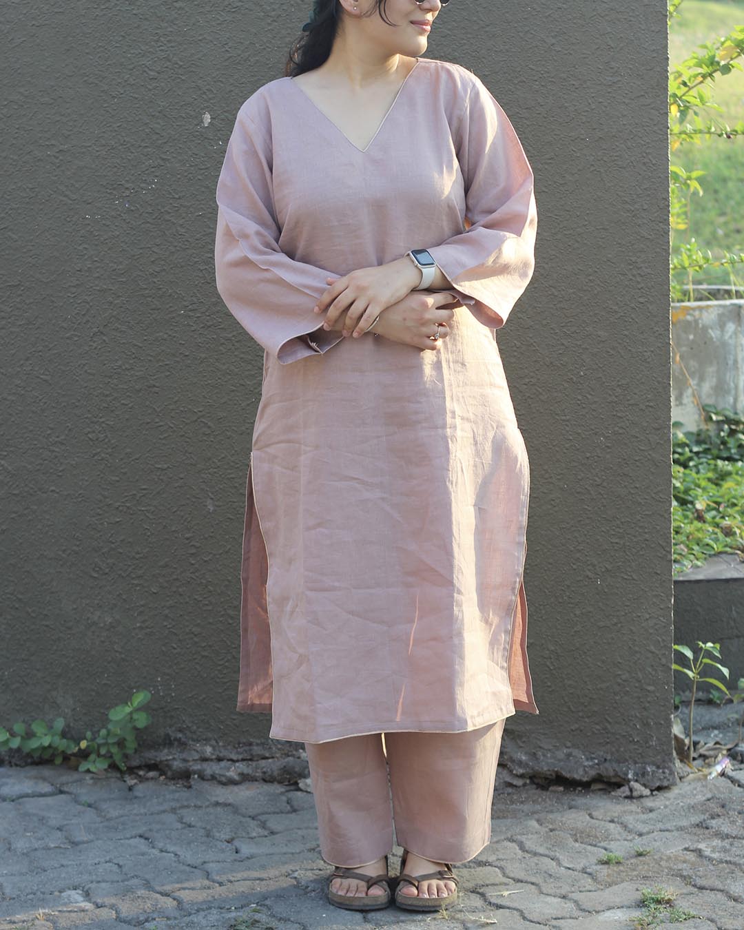 Aira Dusty pink Premium Linen Kurta Set - Set of 2