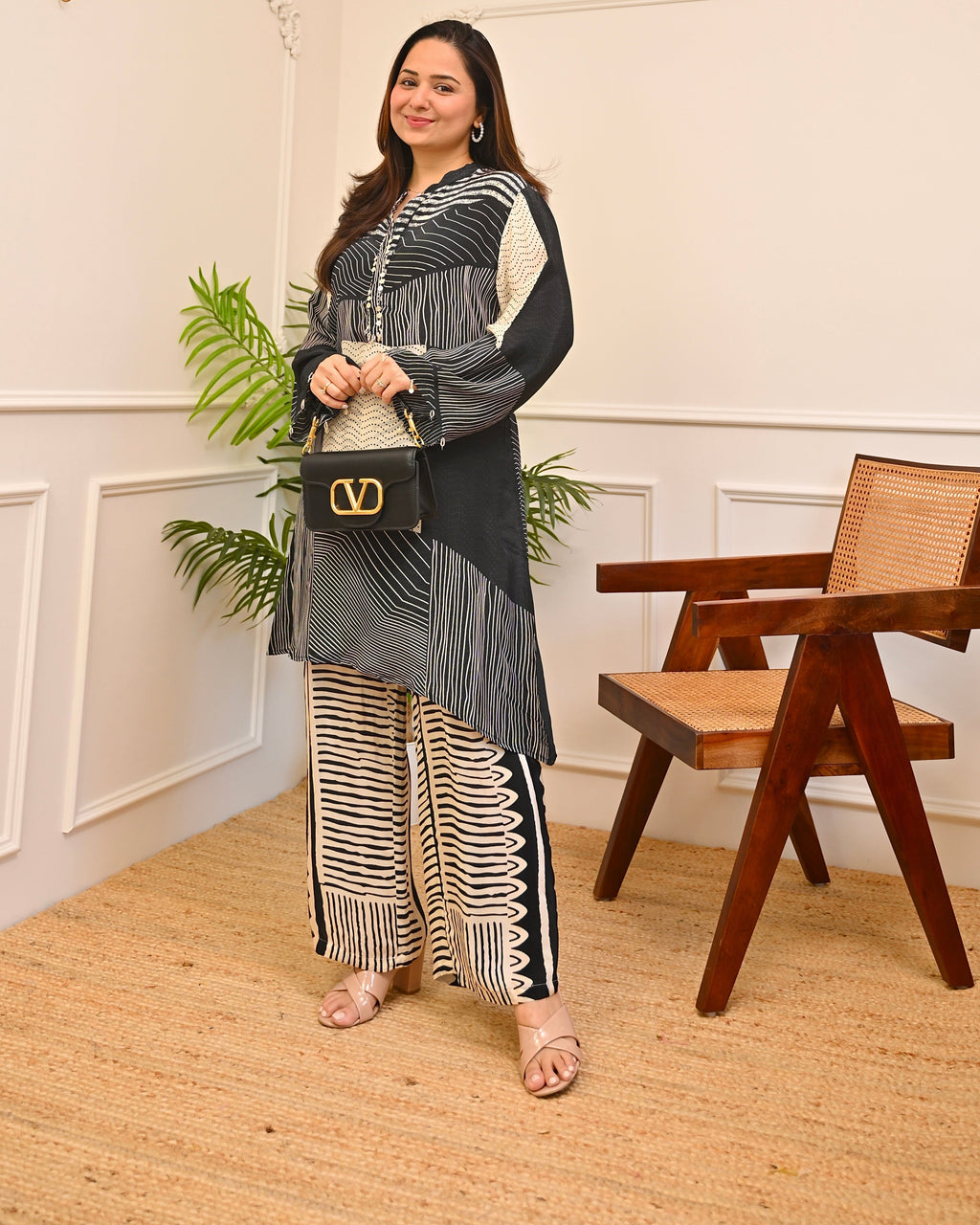 Monochrome Madness Geometric Coins Crepe Co-ord