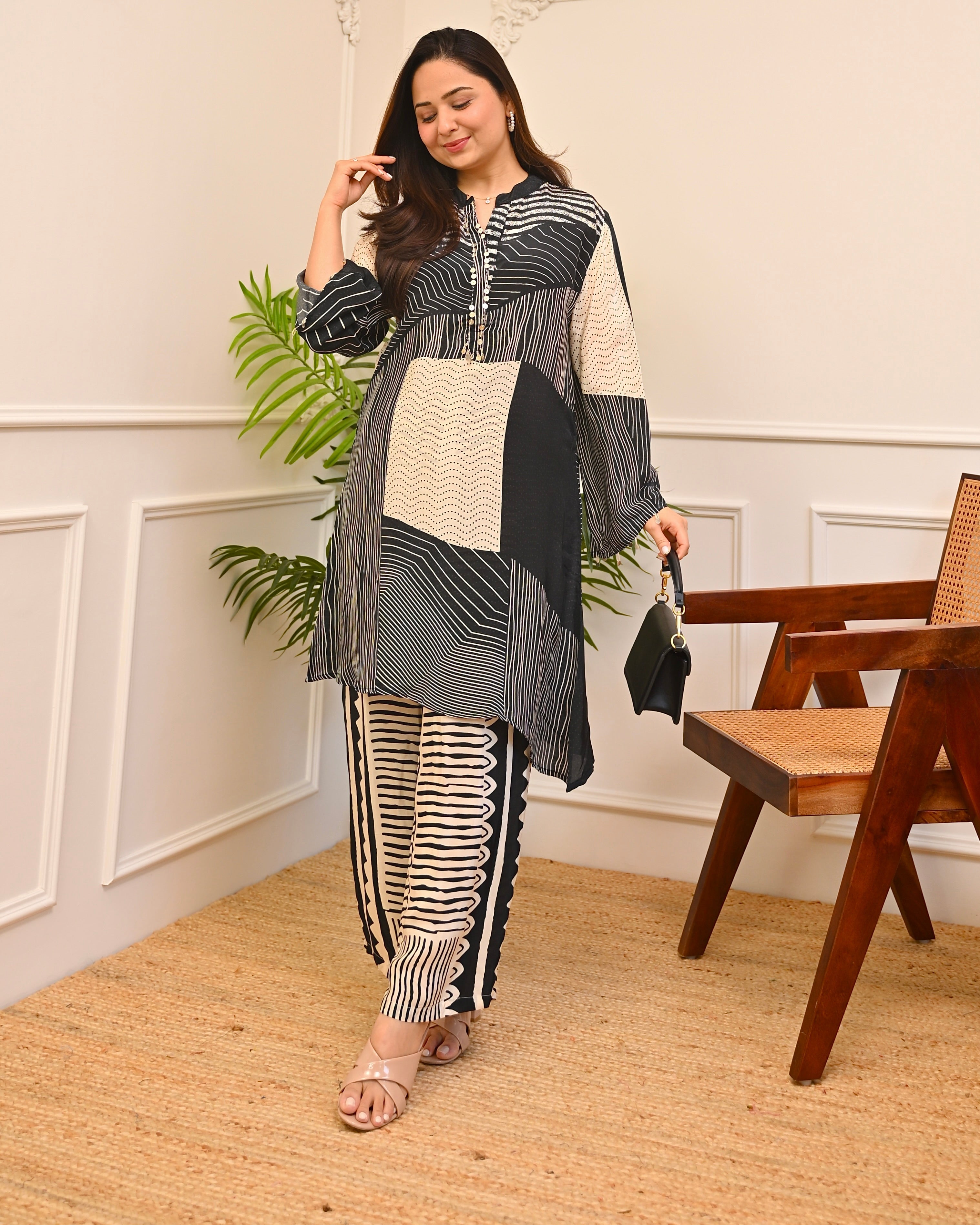 Monochrome Madness Geometric Coins Crepe Co-ord