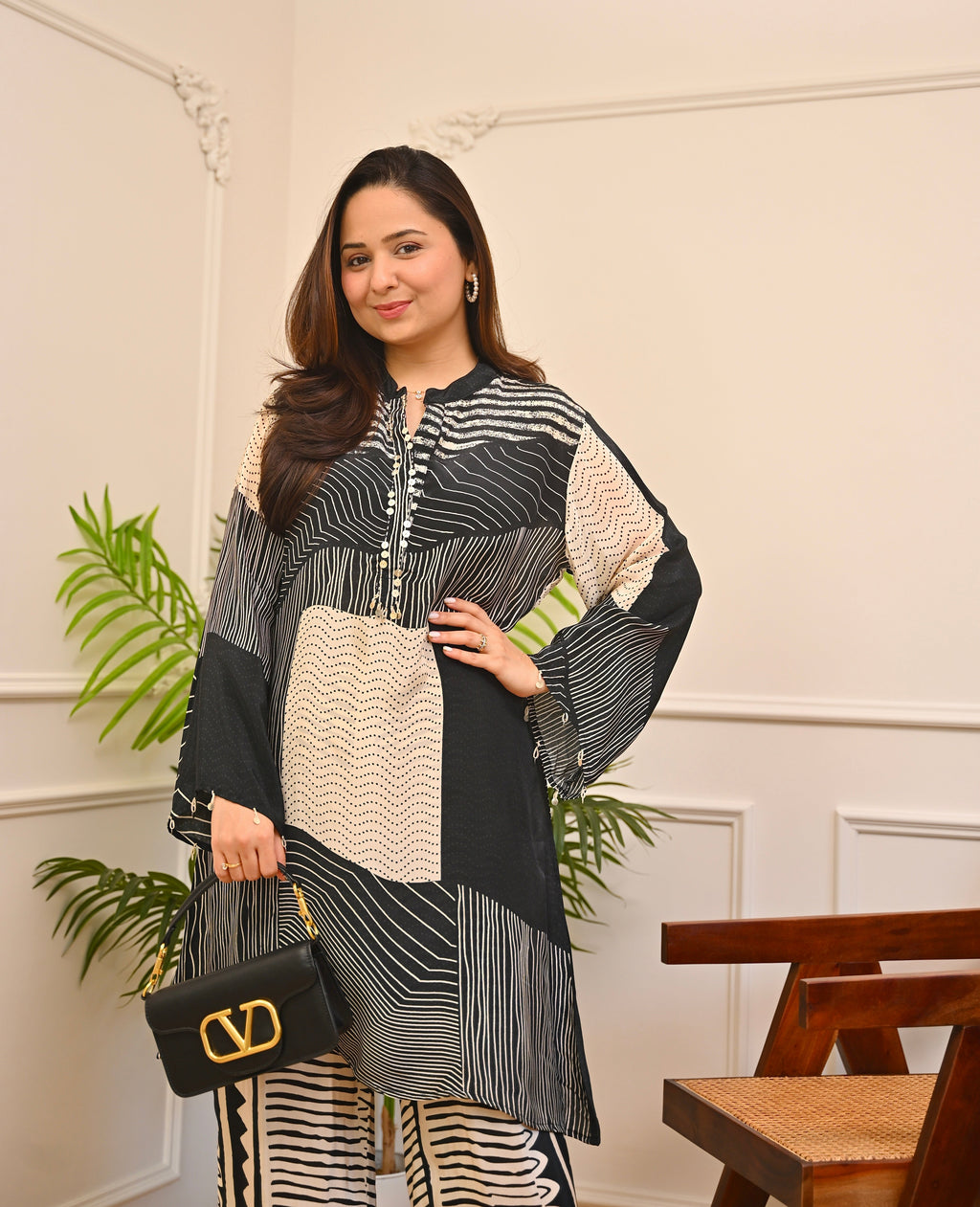 Monochrome Madness Geometric Coins Crepe Co-ord