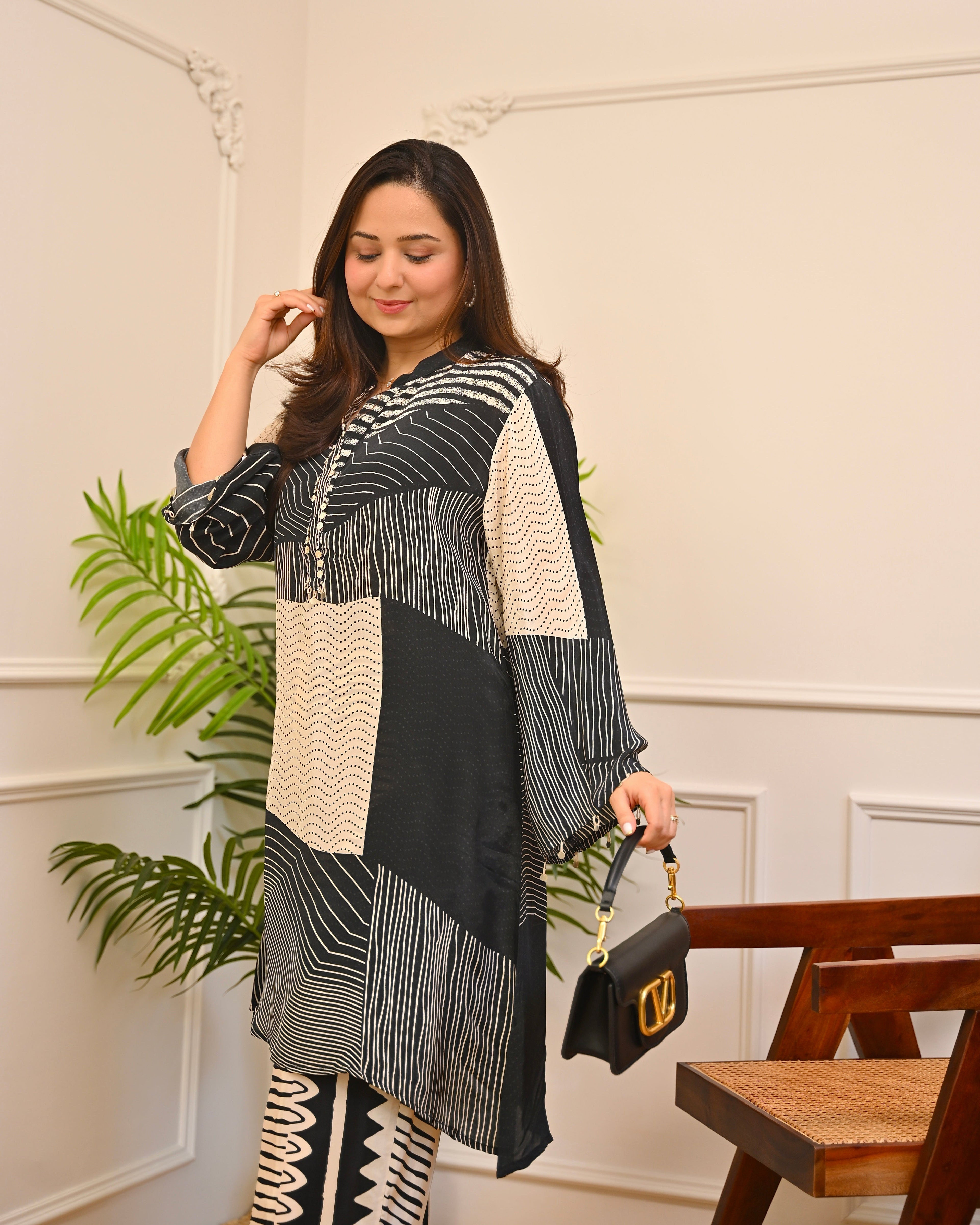 Monochrome Madness Geometric Coins Crepe Co-ord