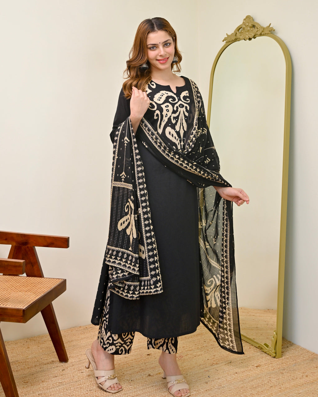 Black Kalamkari Pearl Cotton Suit