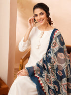 Niva Women's Off White Rayon Solid Straight Kurta Set