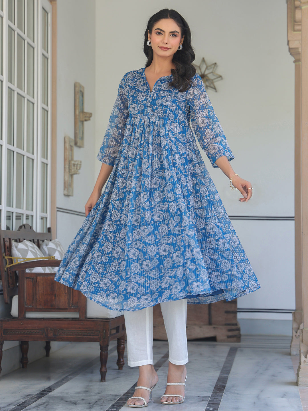 Niva's Women's Blue Chiffon Lurex Floral Printed A-line Kurta