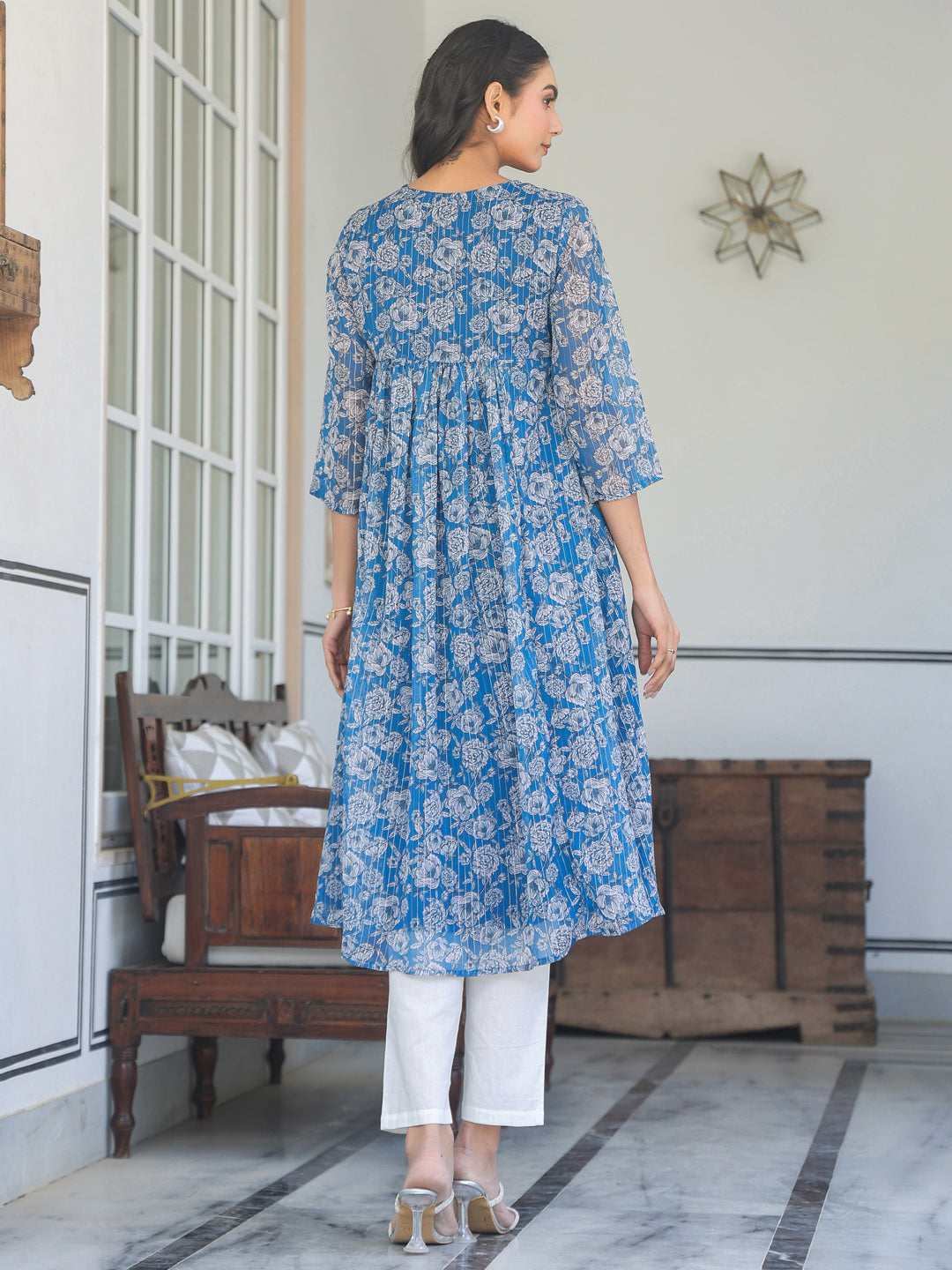 Niva's Women's Blue Chiffon Lurex Floral Printed A-line Kurta