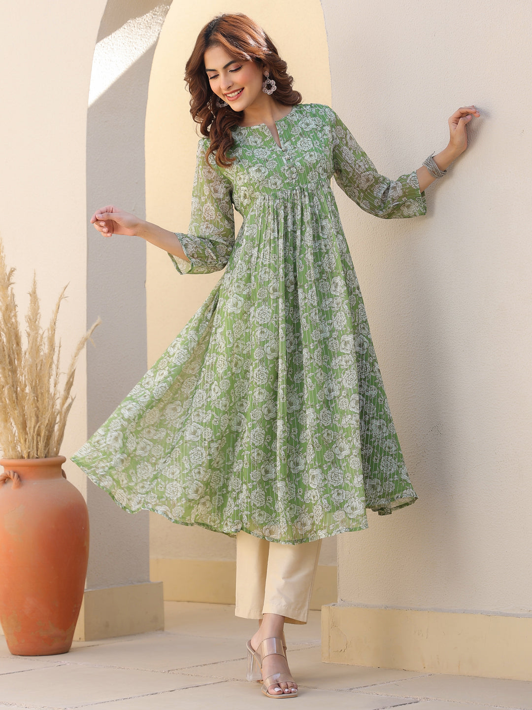 Niva's Women's Green Chiffon Lurex Floral Printed A-line Kurta