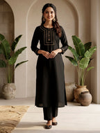 Niva's Women's Black Color Crepe Silk Solid Straight Kurta Pant Set