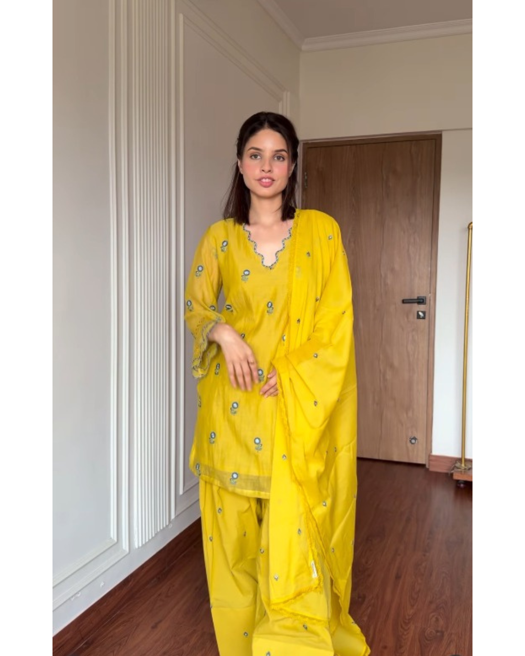 Syra Luxe Embroidered Farshi Suit Set
