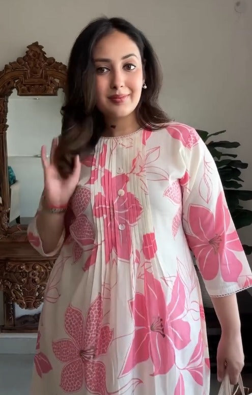 Women Floral Printed Pleated Pure Cotton Kurta with Trousers