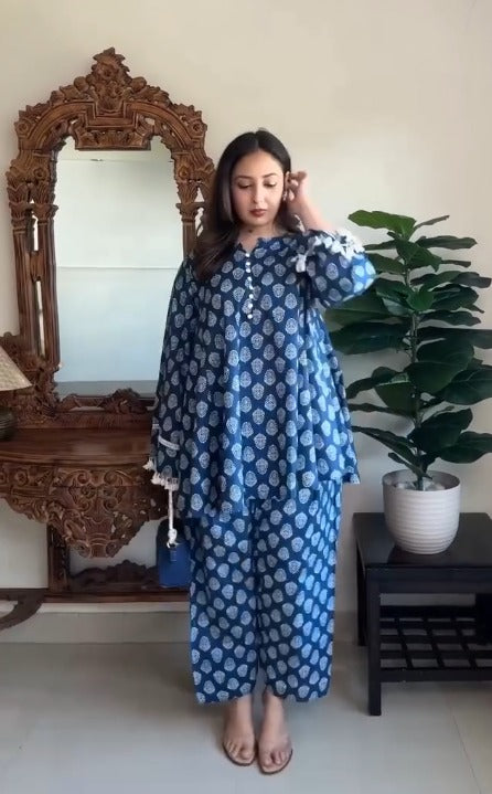 Women Blue Floral Choga Kurta With Pharsi Salwar