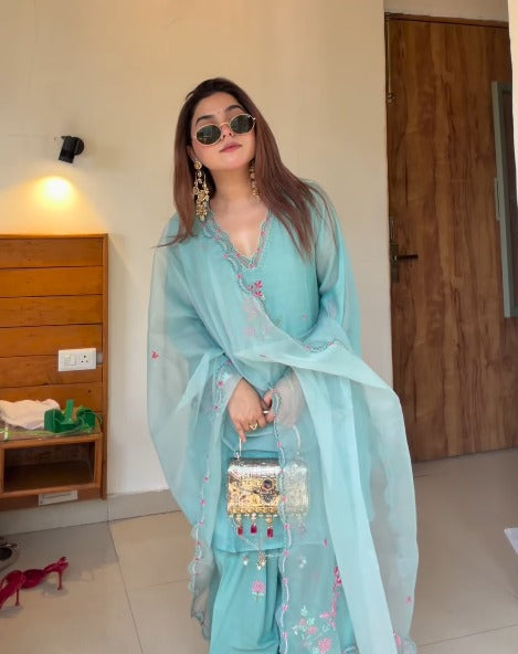 Gulzar Farshi Suit set
