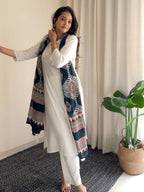 Niva Women's Off White Rayon Solid Straight Kurta Set