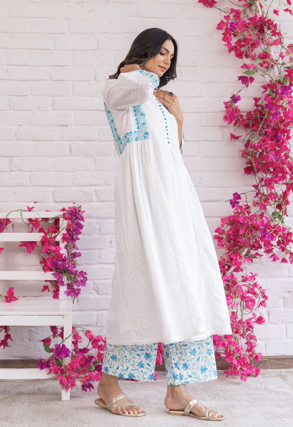 WHITE HAND BLOCK KHADDI PRINTED COORD SET